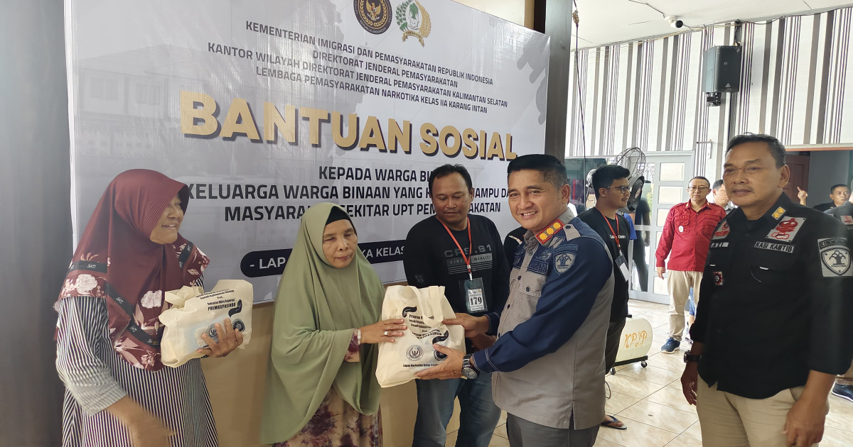 Pemasyarakatan Peduli, Lapas Narkotika Karang Intan Salurkan Bantuan Sembako bagi Keluarga WBP dan Warga Sekitar