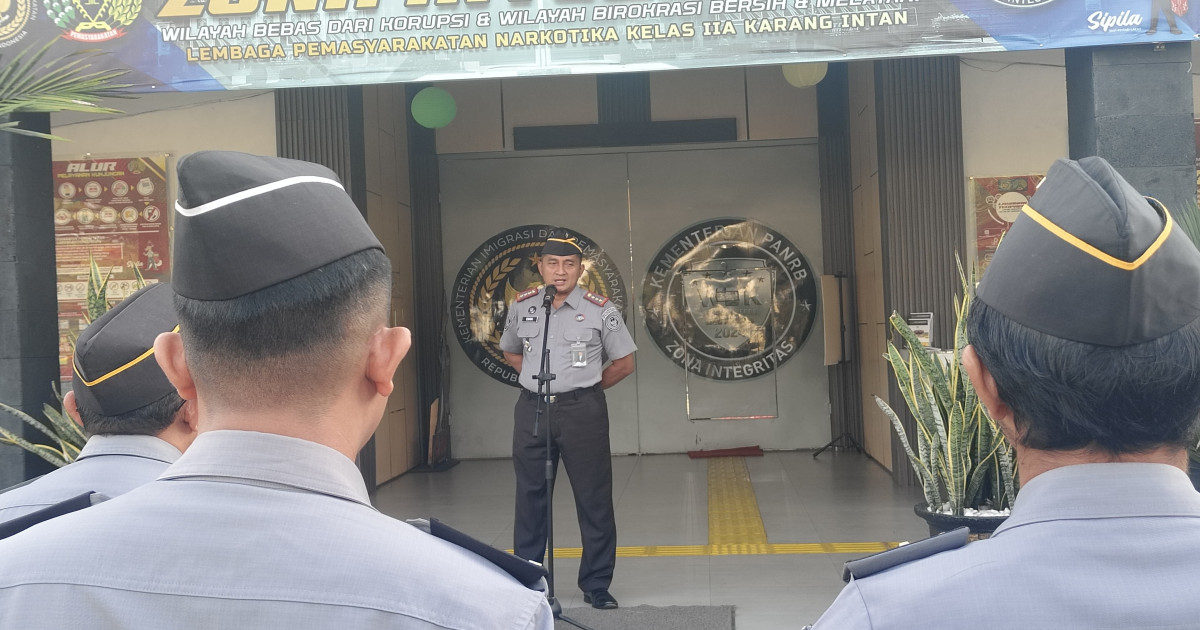 Kalapas Narkotika Karang Intan Pimpin Apel Pagi, Pembinaan Disiplin dan Etos Kerja Terus Dikuatkan di Awal Pekan