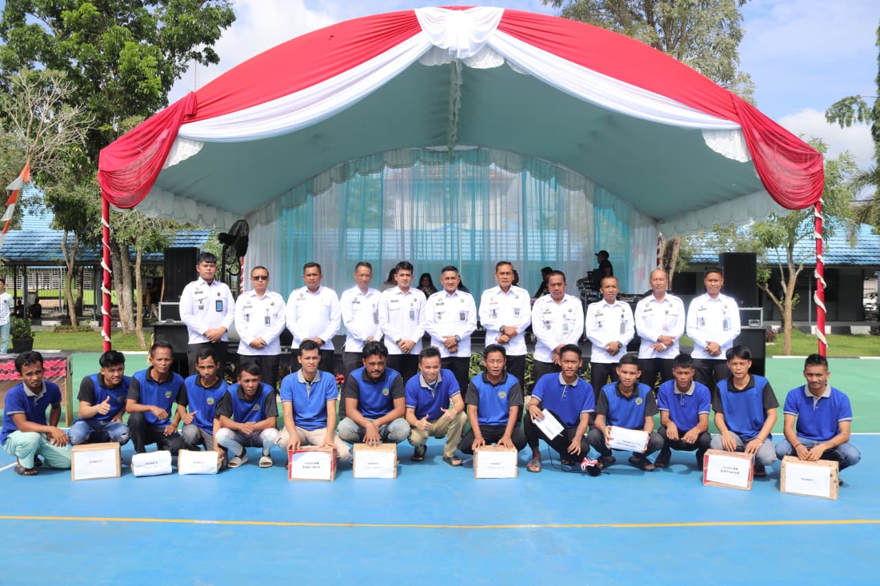 Semarak HUT ke-80 RI, Lapas Karang Intan Tutup Rangkaian Kegiatan dengan Pembagian Hadiah dan Hiburan Meriah
