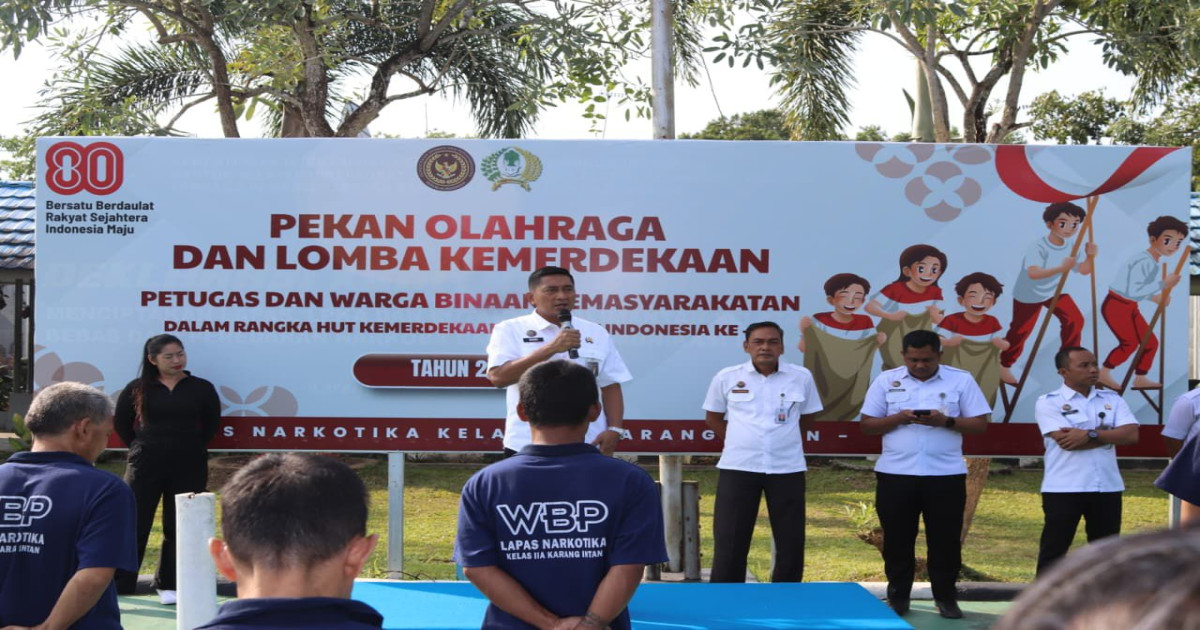 Budaya Sapa Pagi: Kalapas Narkotika Karang Intan dan Jajaran Bangun Kebersamaan dengan Warga Binaan di Lapangan Lapas