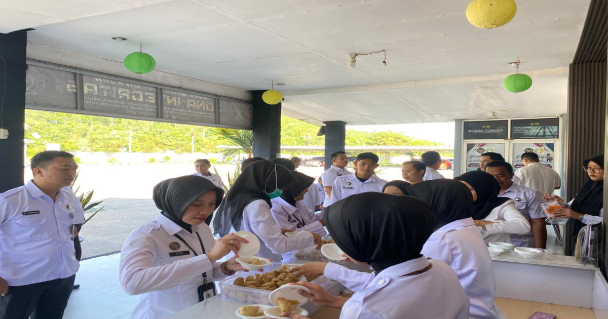 Pererat Kebersamaan, Lapas Narkotika Karang Intan Gelar Sarapan Bersama di Halaman Depan