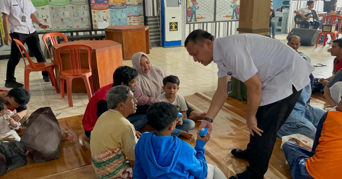 Kalapas Narkotika Karang Intan Hadirkan Kehangatan, Sapa Langsung Keluarga Warga Binaan